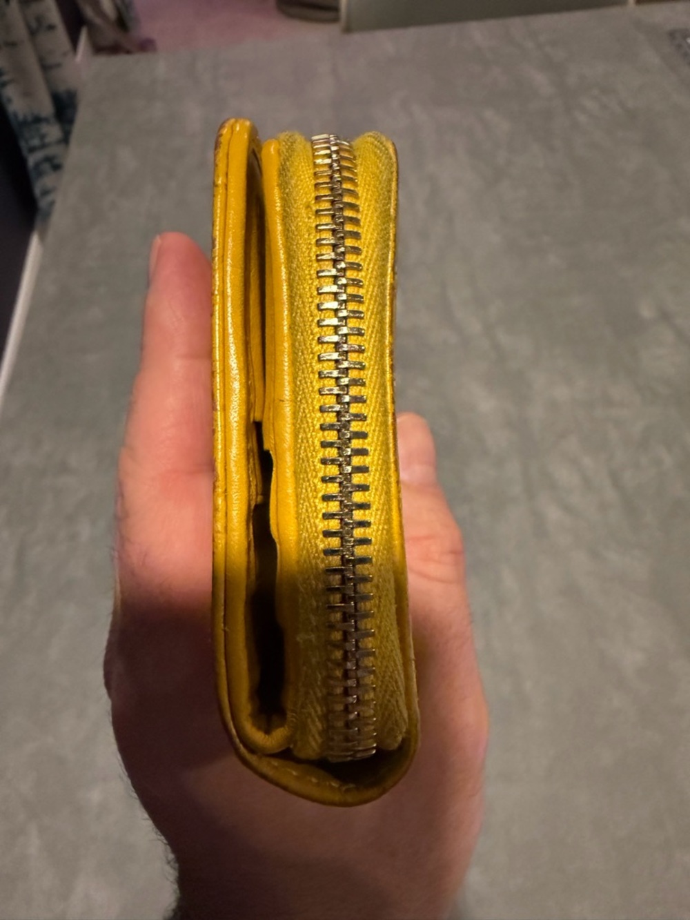 Gucci Made in Italy Embossed GG Zip Around Wallet in Mustard Yellow Leather - Picture 3 of 13